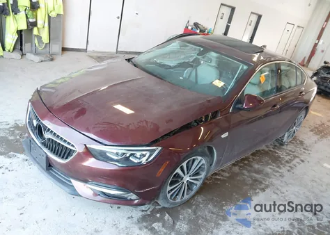 2018 Buick Regal Sportback Essence из США, поврежденный, VIN W04GR6SX6J1060940